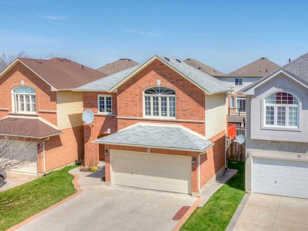 87 Graywood Road