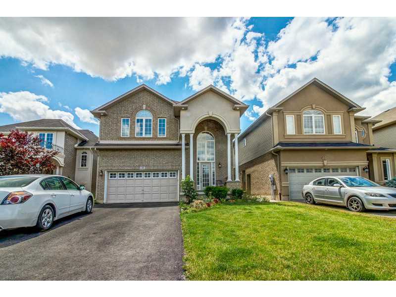 50 Raymond Rd $649,900