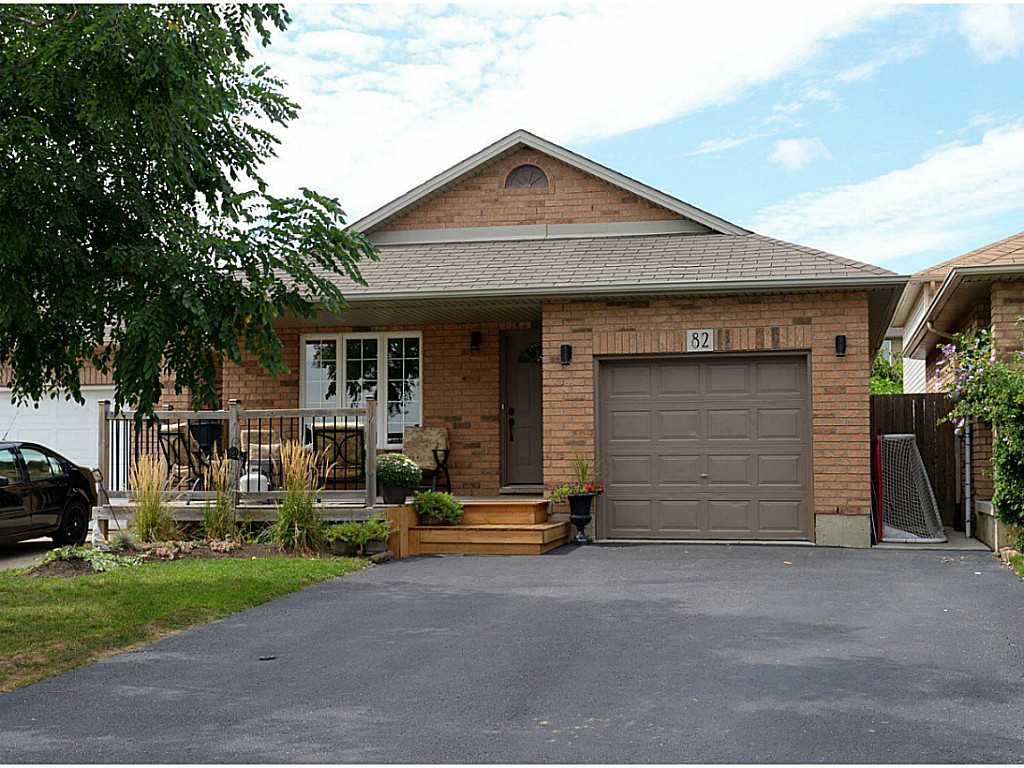 82 Sulmona Dr $469,900