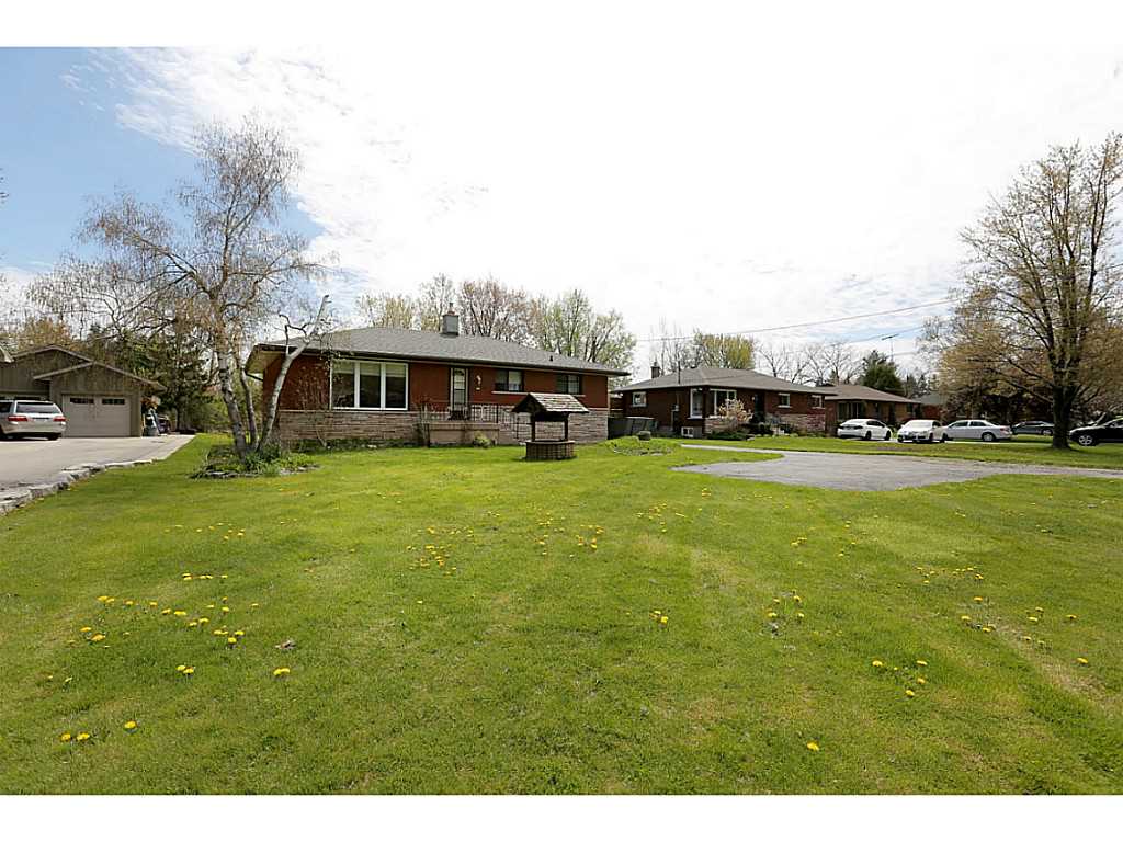 477 Glancaster Rd $397,000