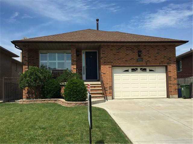 231 Templemead Dr $519,900