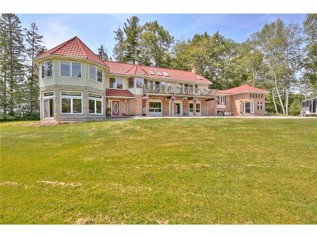 461 Foss Road, Pelham