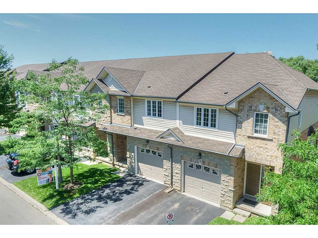 #16-60 Cloverleaf Dr $499,900