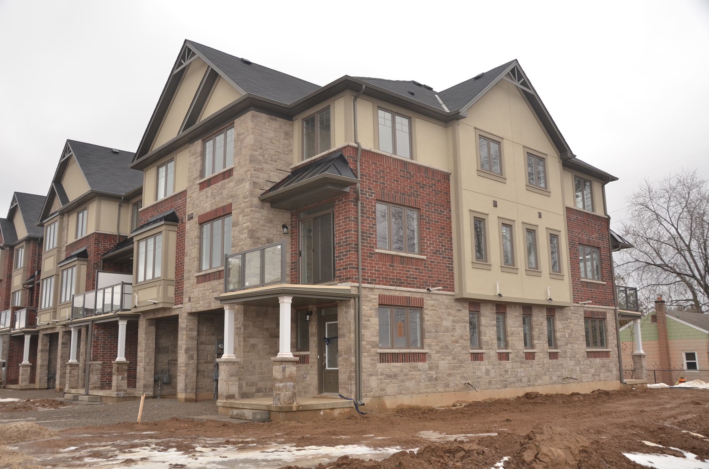 #1-1169 Garner Rd, Ancaster
