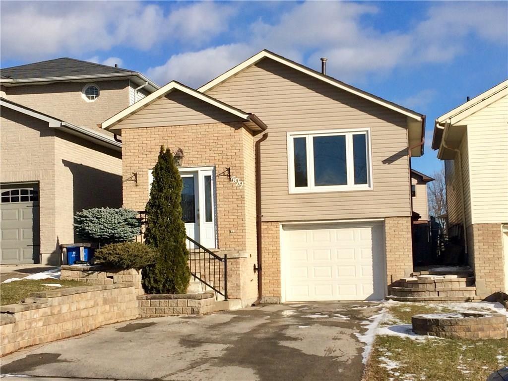 599 Upper Horning Rd, Hamilton