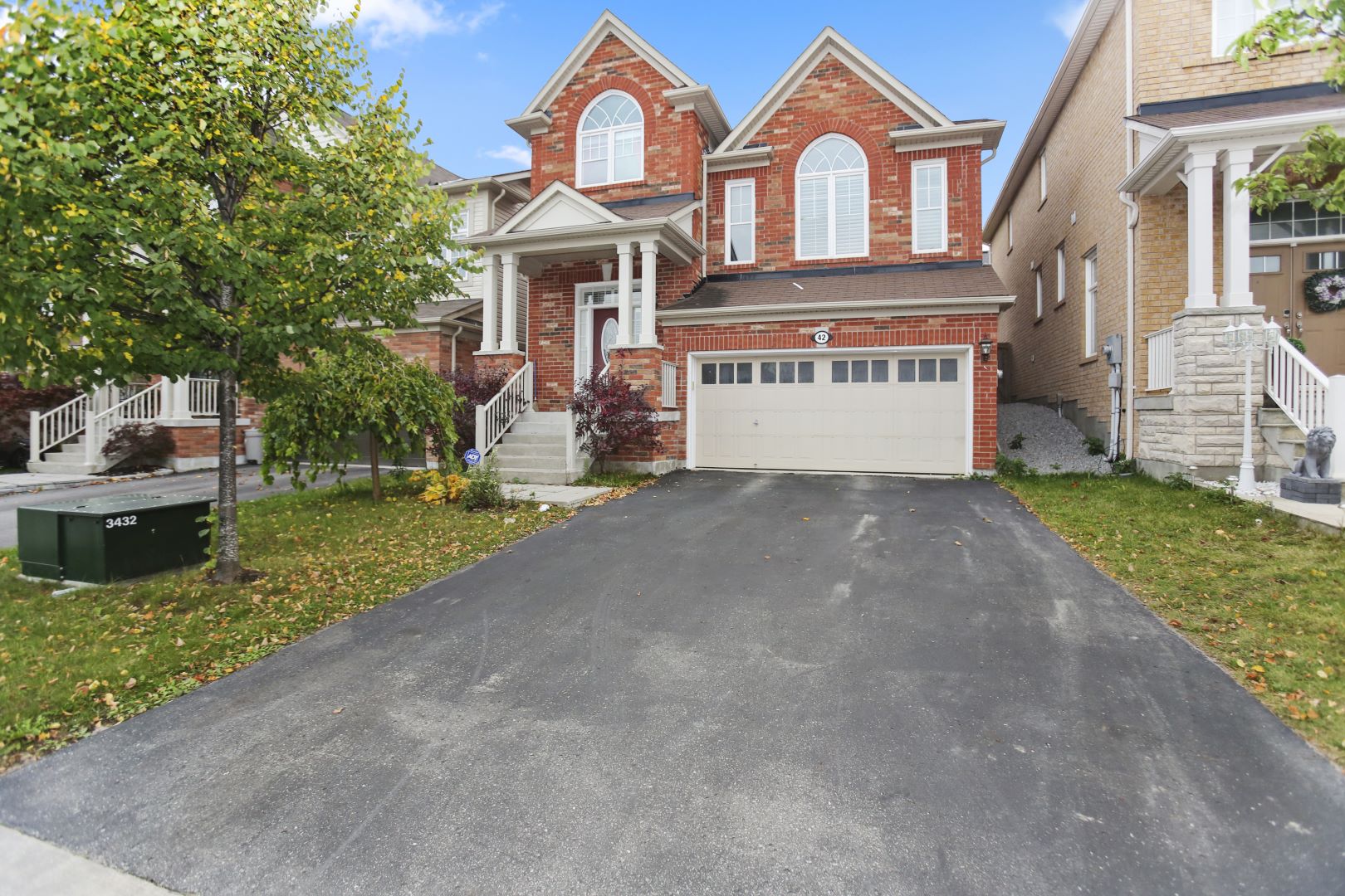 42 Ken Bishop Way $799,900