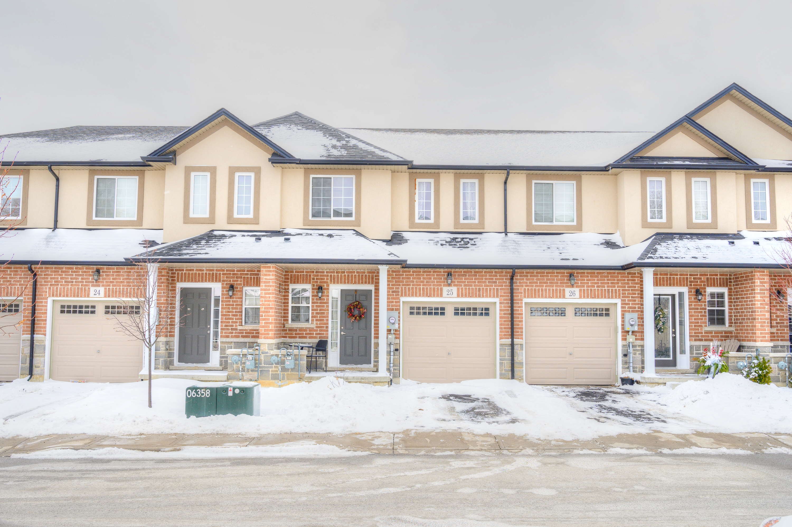 #25-345 Glancaster Rd $499,900