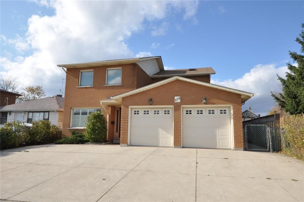 820 Upper Wentworth Dr $759,888